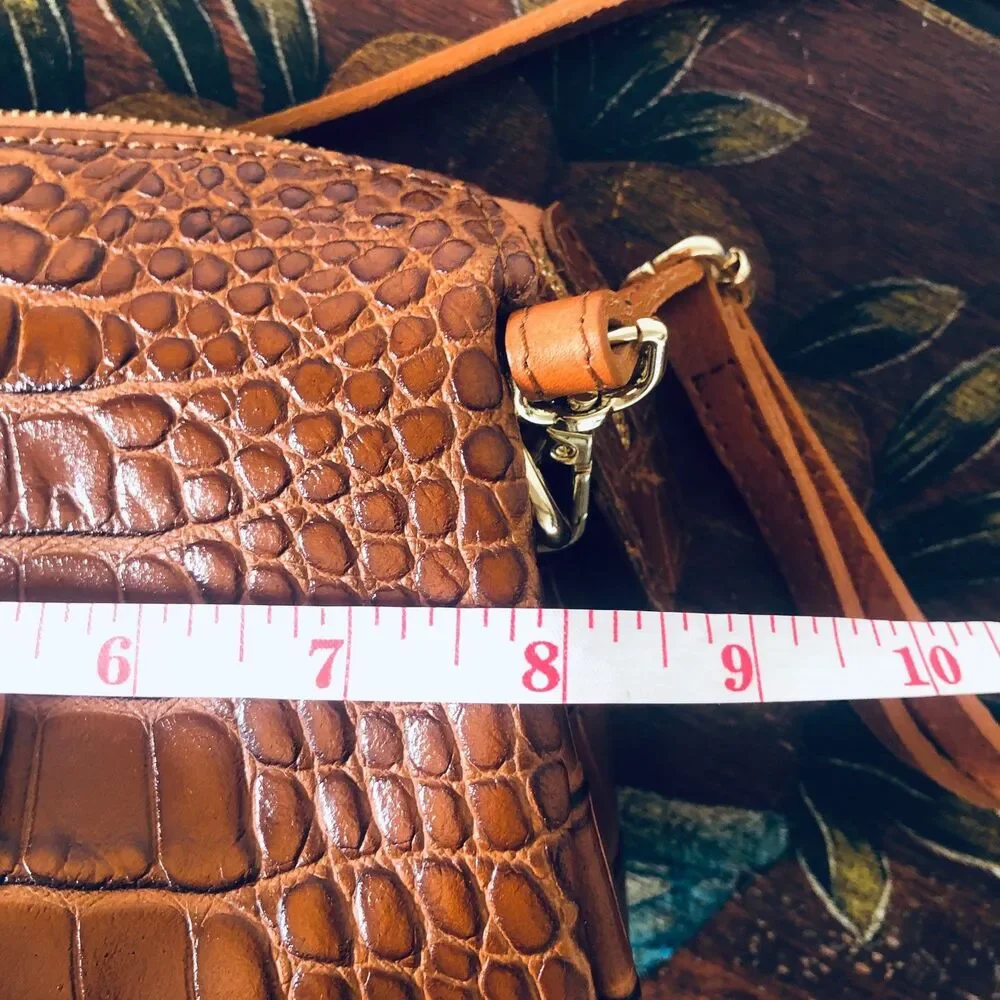 Valentina tradizione Italiana Crocodile-Embossed Leather Camera Crossbody Bag